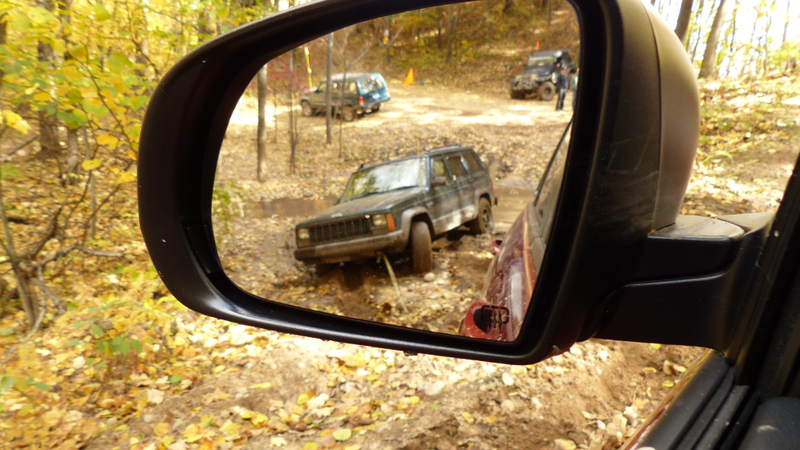 Illustration for article titled Which Is Better Off-Road: A Brand New Jeep Cherokee Or My Old $600 Craigslist Cherokee?